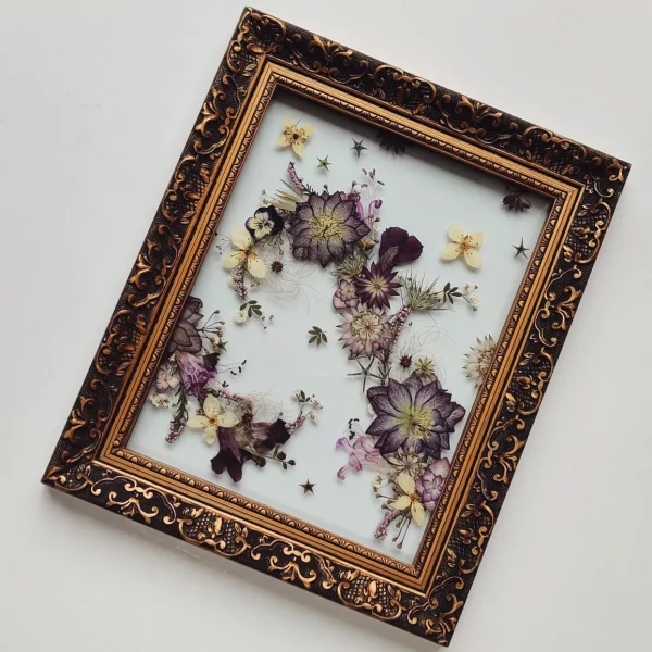 FLOWER ARTWORK "HELLEBORE"