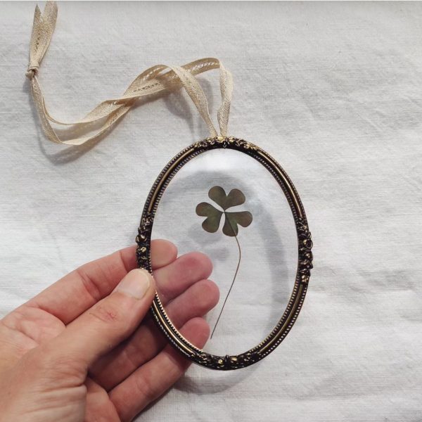 OVAL CLOVER (XS)