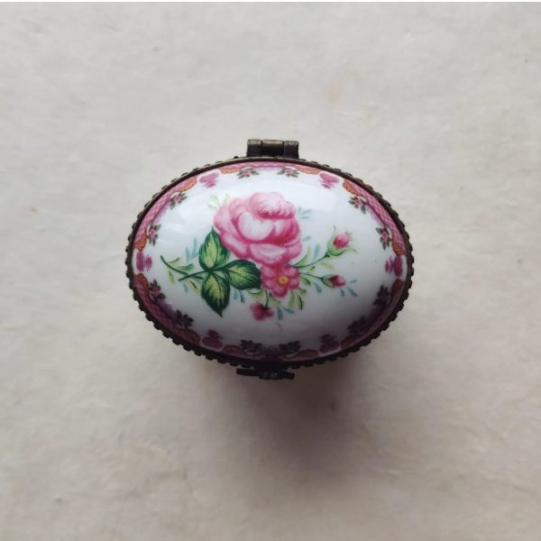 PORCELAIN BOX