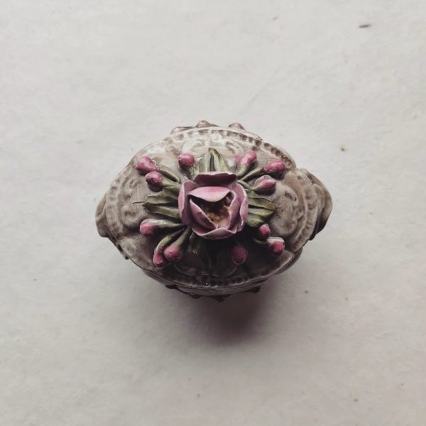 ITALIAN PORCELAIN BOX