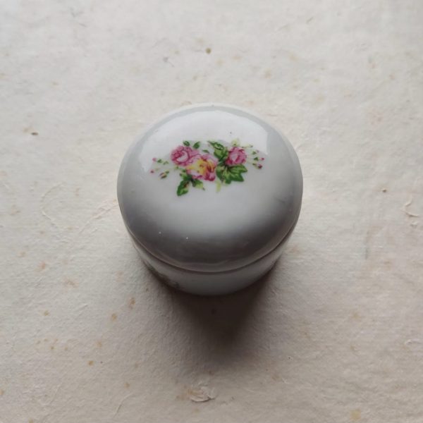 PORCELAIN ROSE