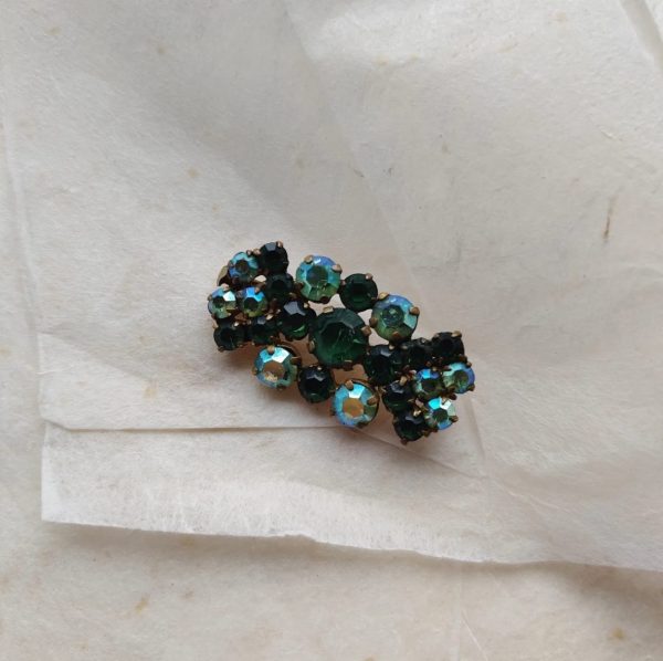 BROOCH GREEN STRASS
