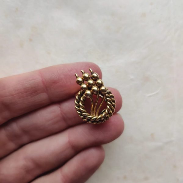 GOLDEN CLIP