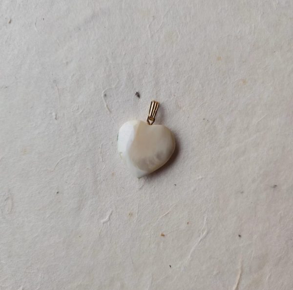 MOTHER OF PEARL PENDANT
