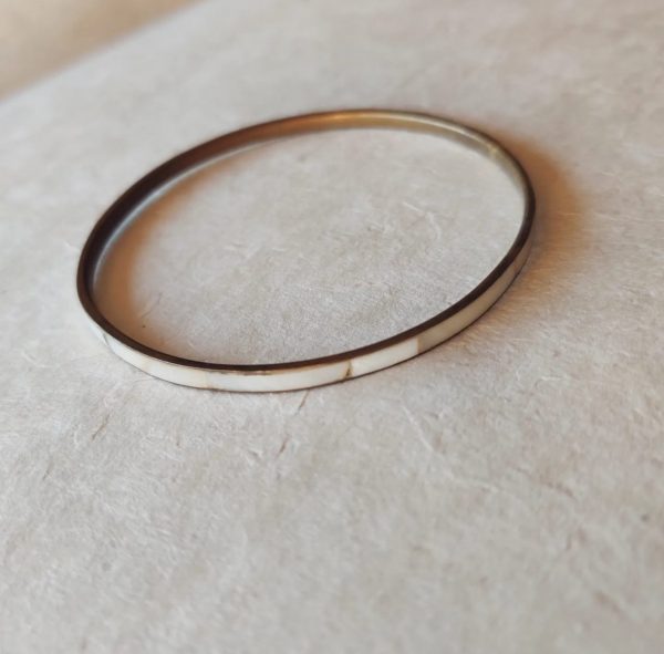 BRASS PEARL BANGLE