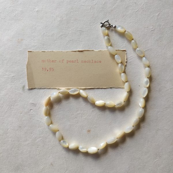 MOTHER OF PEARL NECKLACE