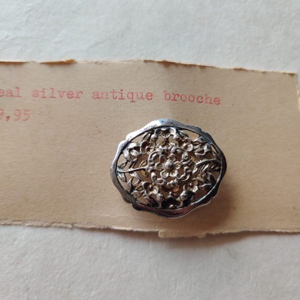 REAL SILVER BROOCHE