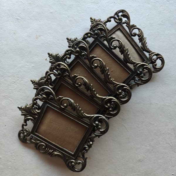 SMALL BRASS FRAMES (5X)