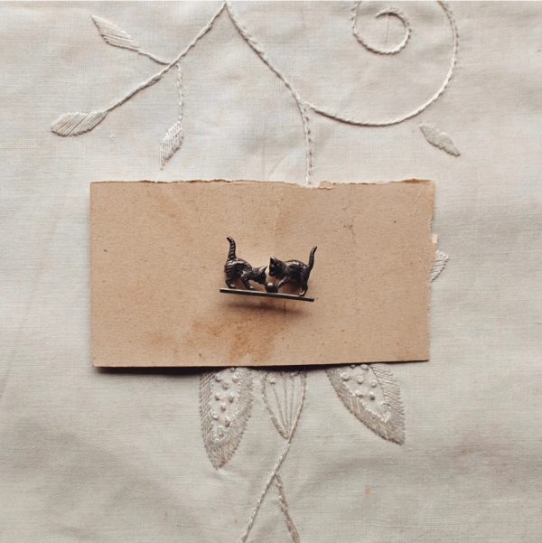 BROOCHE KITTENS
