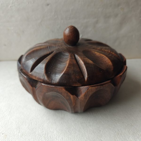 VINTAGE BOX